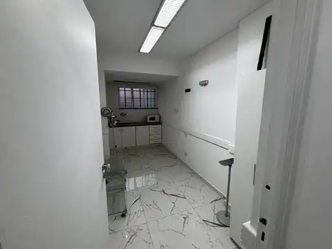 Oficina en Venta con 1 cochera