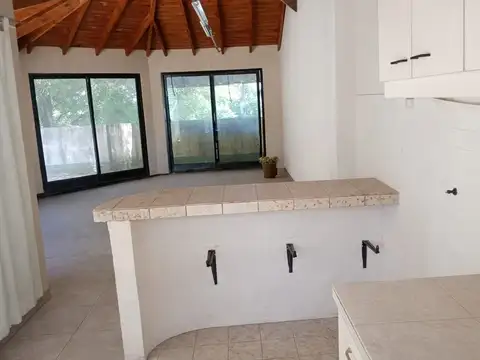 VENTA PH A REFACCIONAR MAS LOCAL EN VILLA LURO