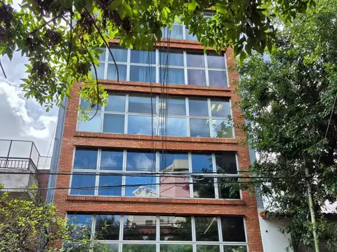 Alquiler Edificio comercial oficinas plantas libres,SUM CABA