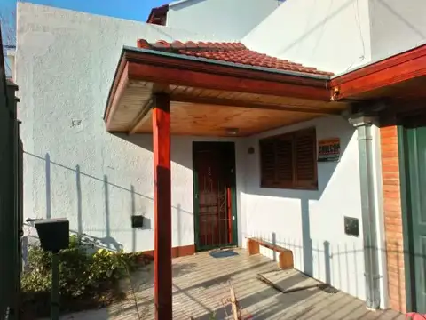 Casa  en Venta ubicado en Quilmes Oeste, Quilmes, G.B.A. Zona Sur - SVN0438_LP584225_1