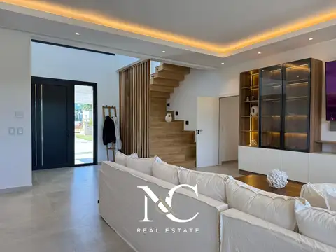 Casa en Alquiler al Norte