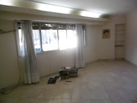 Departamento en Venta en Parque Chacabuco, USD 115.000