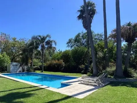 Venta casa 3 dormitorios - Roldán -