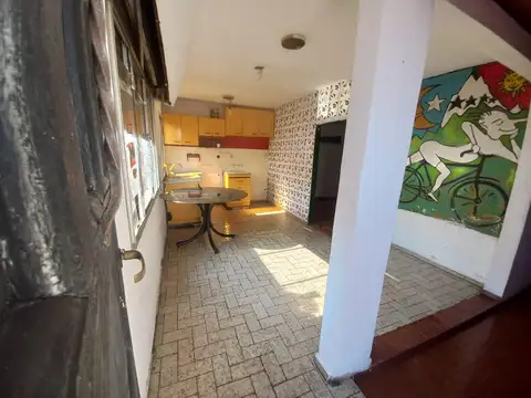 Depto Tipo Casa 5 ambientes con 2 baños