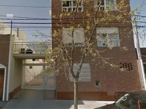 Cochera en Barrio Universitario .