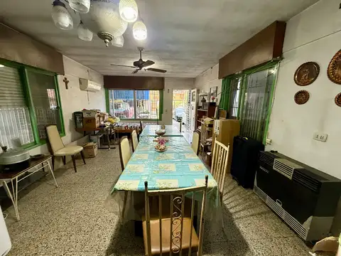 Casa lote propio de 3 ambientes en Villa Juan Martin de Pueyrredon ( Villa Bonich)