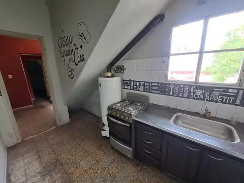 Depto Tipo Casa en Venta 80 años