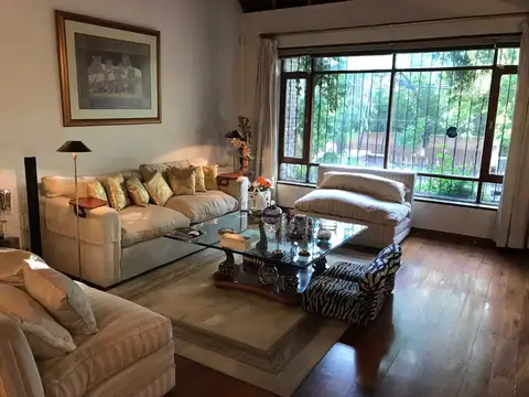 Casa en Venta al Oeste