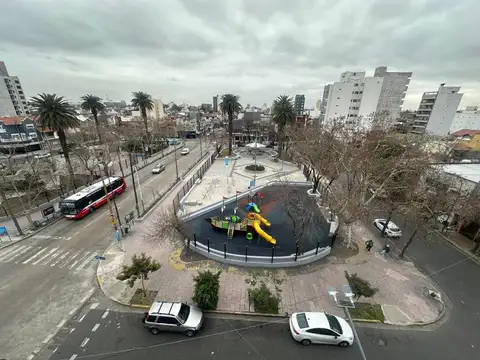 Avenida Juan Domingo Peron 2200