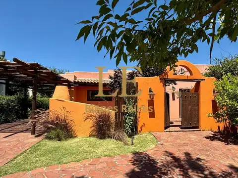 Casa 3 ambientes con 3 baños