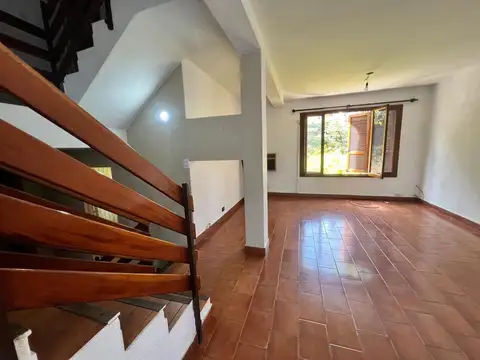 Depto Tipo Casa en Venta en Haedo, USD 145.000