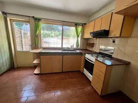 Depto Tipo Casa en Venta con 1 cocheras