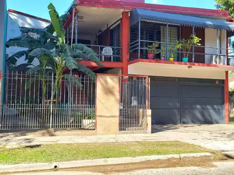 Casa en Italia 215, Don Torcuato 100