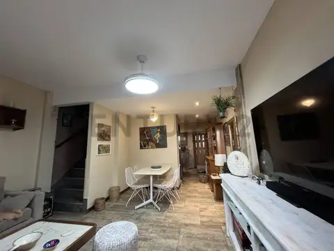 Depto Tipo Casa en Venta de 4 ambientes
