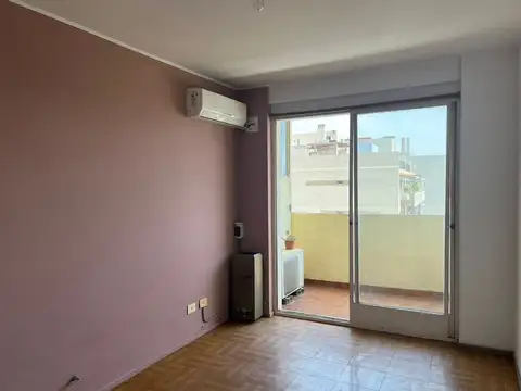 Avenida Álvarez Thomas 800