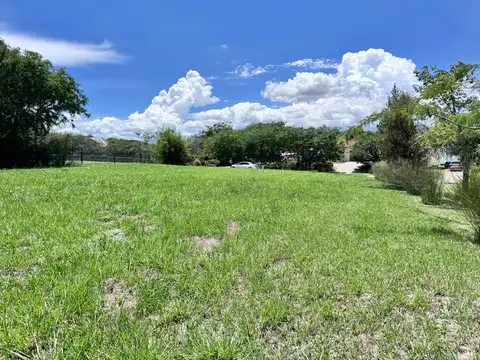 Terreno en venta 2.283 m2 El Tipal Club de Campo Salta Capital
