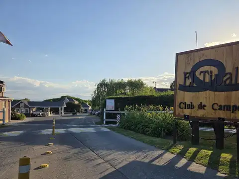 Terreno en venta 2.500 m2 El Tipal Club de Campo Salta Capital