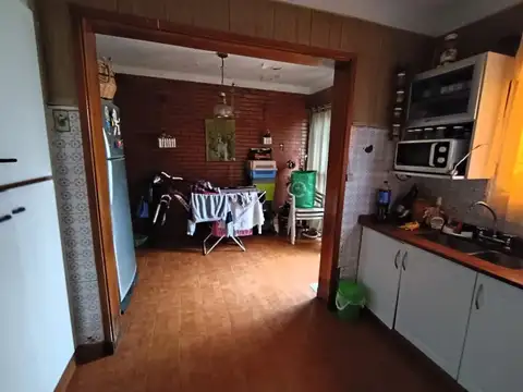Avenida Piedra Buena 4500, Piso 0
