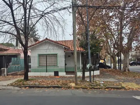 Francisco Portela 800
