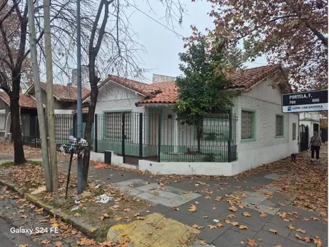 CASA USO PROF. O COMERCIAL EN ALQUILER L.ZAMORA O.