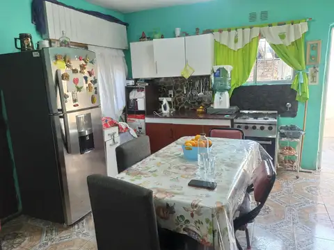 CASA 3 AMBIENTES DERQUI