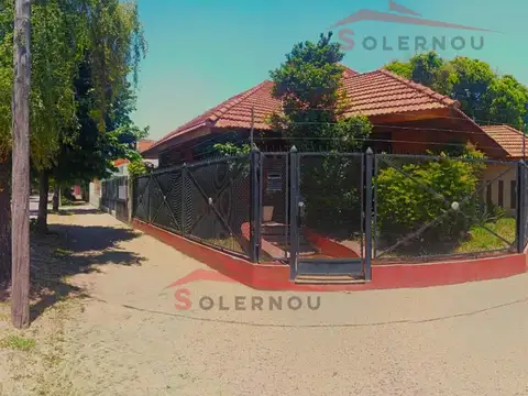 Chalet 7 ambientes, 2 lotes, picina y quincho Luis Guillon