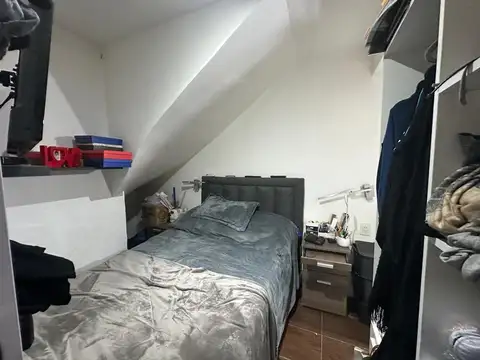 Depto Tipo Casa 4 ambientes con 2 baños