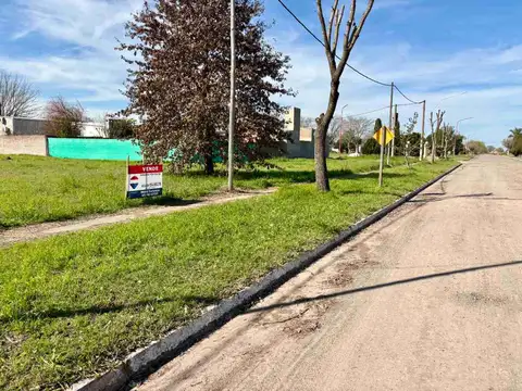 Terreno en Venta en Cavour, USD 16.500
