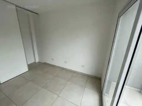 Departamento en Venta en Jose Leon Suarez, USD 70.000