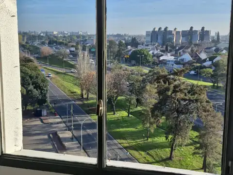 Departamento en Alquiler en Villa Celina, $ 800.000