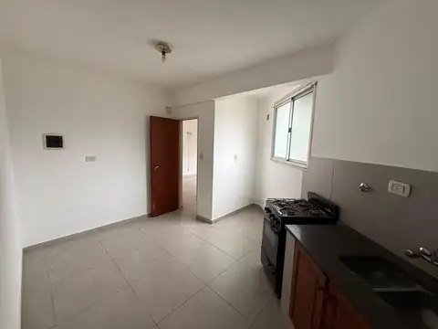 Departamento en Alquiler en La Plata, $ 490.000