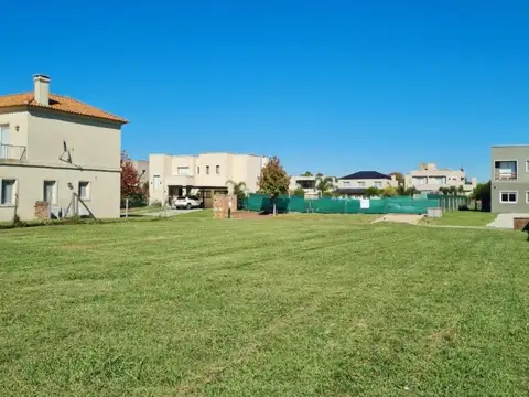 Terreno en venta - 877Mts2 - Haras de Santa María, Escobar