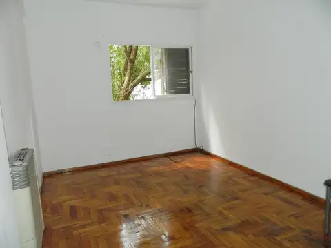 ZAPIOLA 2000, Piso 2