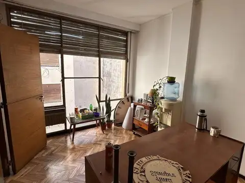 OFICINA EN VENTA B CENTRO BAÑO PRIVADO 