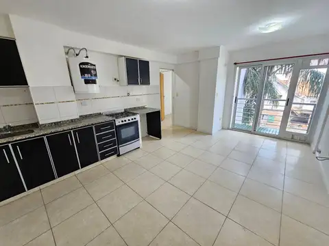 Departamento en Alquiler en Moron Sur, $ 520.000