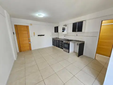 Departamento en Alquiler en Moron Sur, $ 550.000