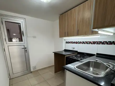 Departamento 5 ambientes con 1 baño