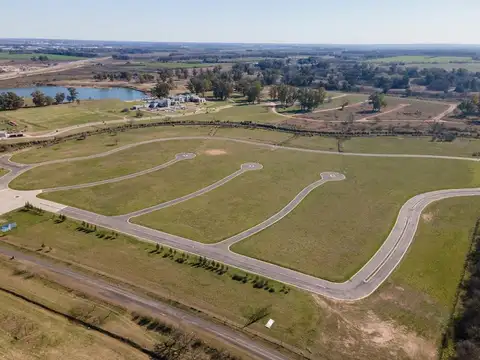 Lotes en Ezeiza - Aluen