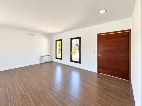 Casa 4 ambientes con 3 baños