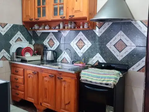 Casa 3 ambientes con 1 baño