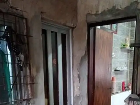 VENTA DE CASA RECICLAR CON TERRENO 356M2, EN AVELLANEDA