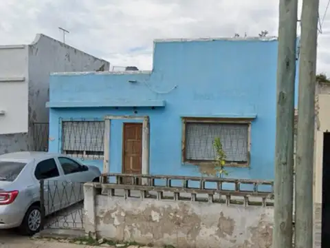 VENTA DE CASA RECICLAR CON TERRENO 356M2, EN AVELLANEDA