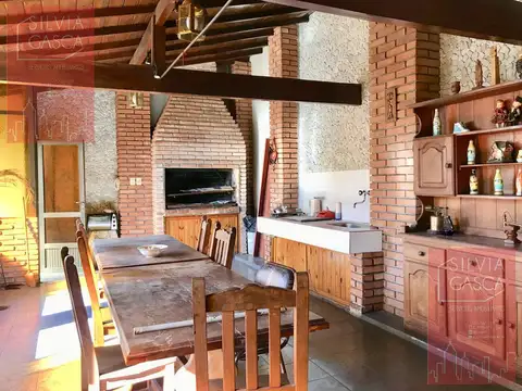 Venta Casa - en Flores 5 amb 3 baños 4 dormitorios Patio