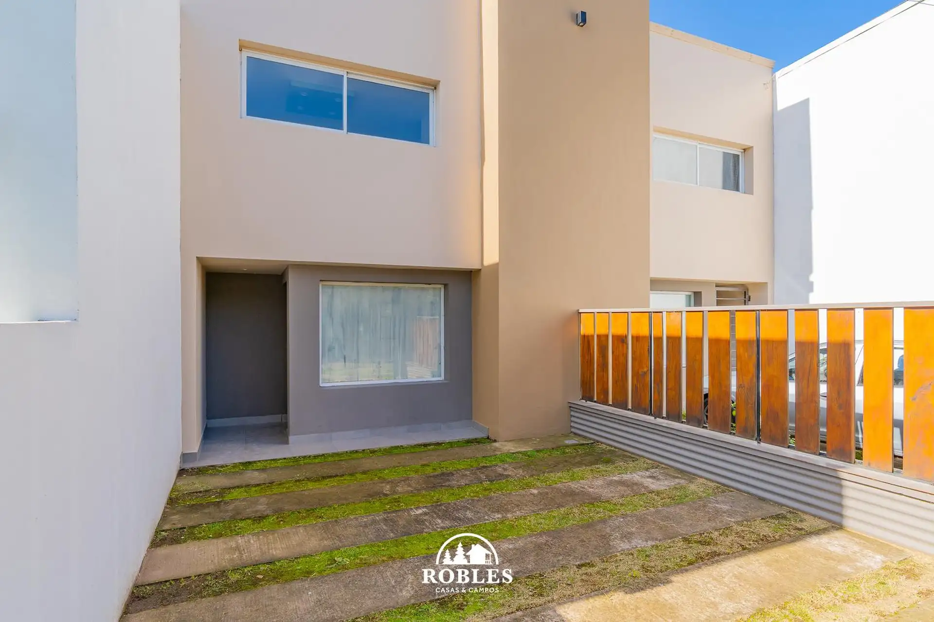 Dúplex a estrenar en el barrio Punta Mogotes