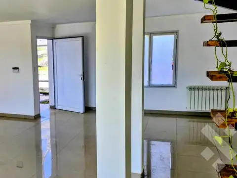 CASA EN VENTA 2 DORM A ESTRENAR | LOTEO LOS ÁLAMOS | CINCO SALTOS - RÍO NEGRO