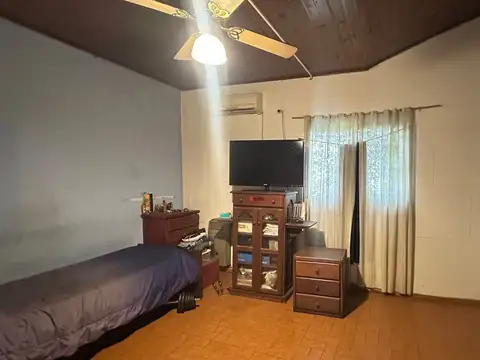 CASA EN VENTA A REFACCIONAR 2 DORMIS CITY BELL