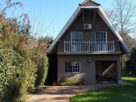 Oportunidad  amplio lote con casa estilo Alpina