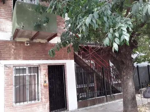 Rincón esq.Carabobo 800