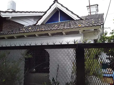 VENTA PROPIEDAD EN BLOCK: CHALET MAS 4 DEPARTAMENTOS.