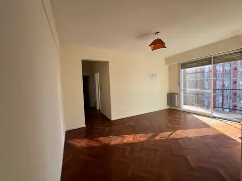 Hipólito Yrigoyen 2900